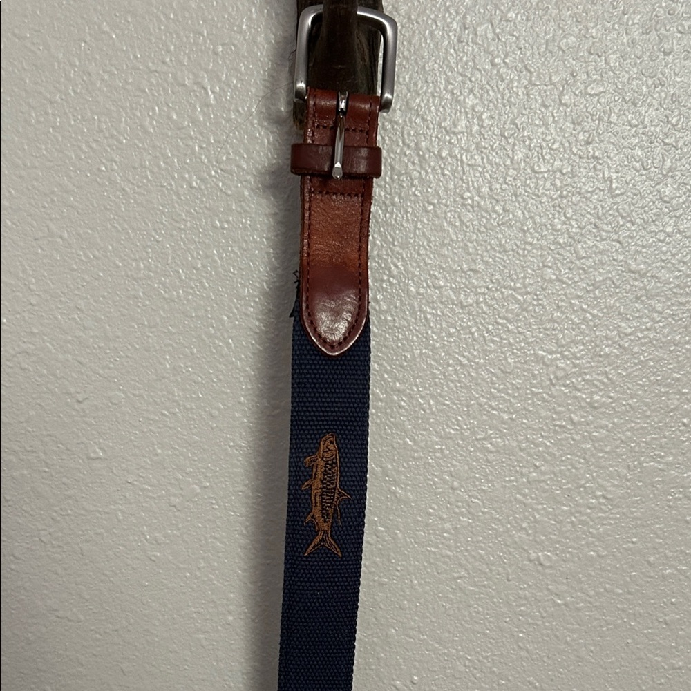 Vineyard Vine Men’s Belt Size 32